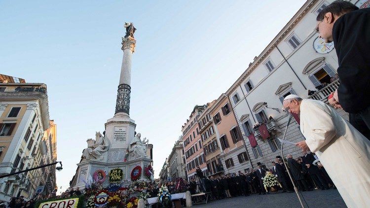 Em foto de arquivo de 2018, Francisco na solenidade da Imaculada Conceição em Roma